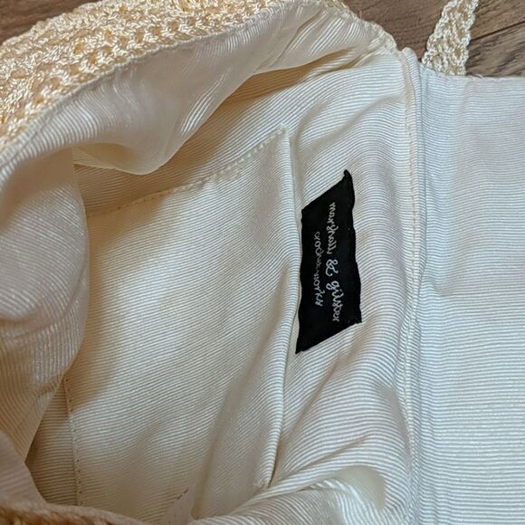 Marshall & Gilster crochet crossbody bag - Picture 9 of 9